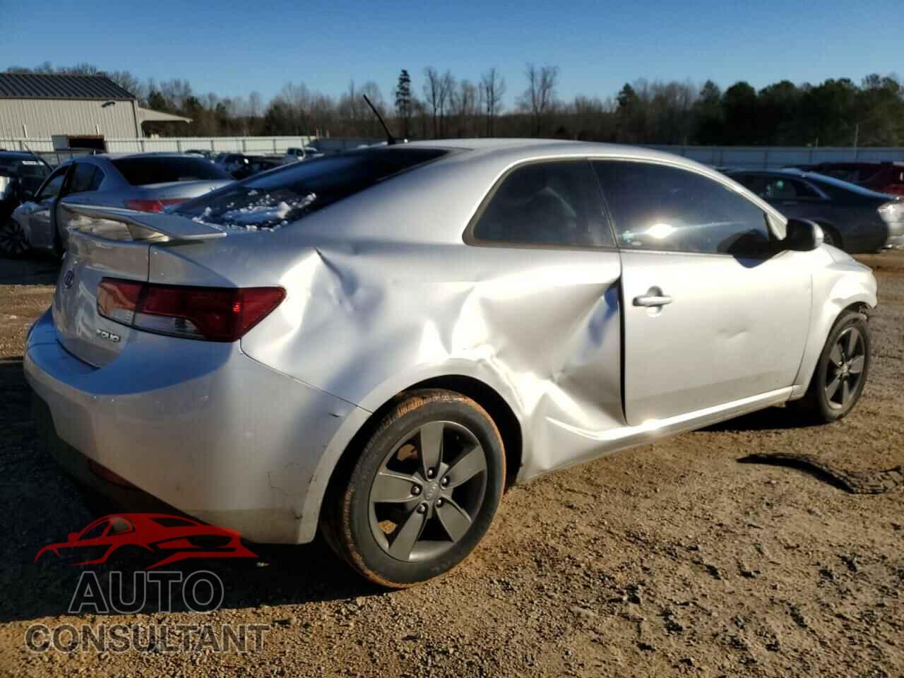 KIA FORTE 2011 - KNAFU6A23B5428424