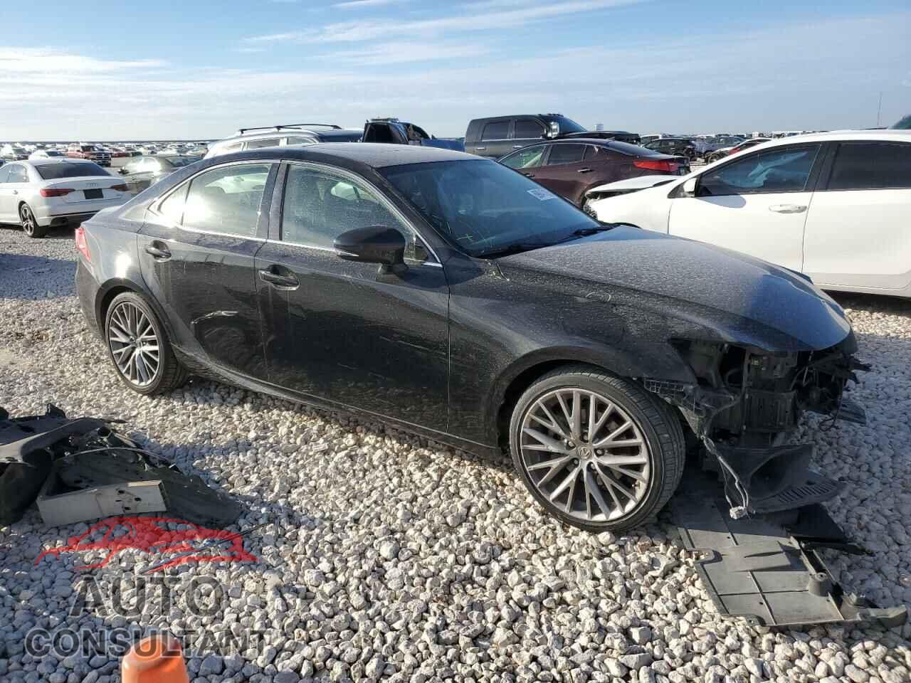 LEXUS IS 2014 - JTHCF1D21E5012731