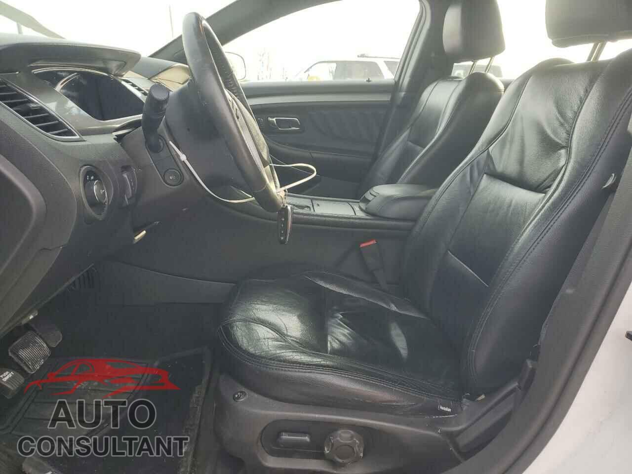 FORD TAURUS 2016 - 1FAHP2E84GG106922