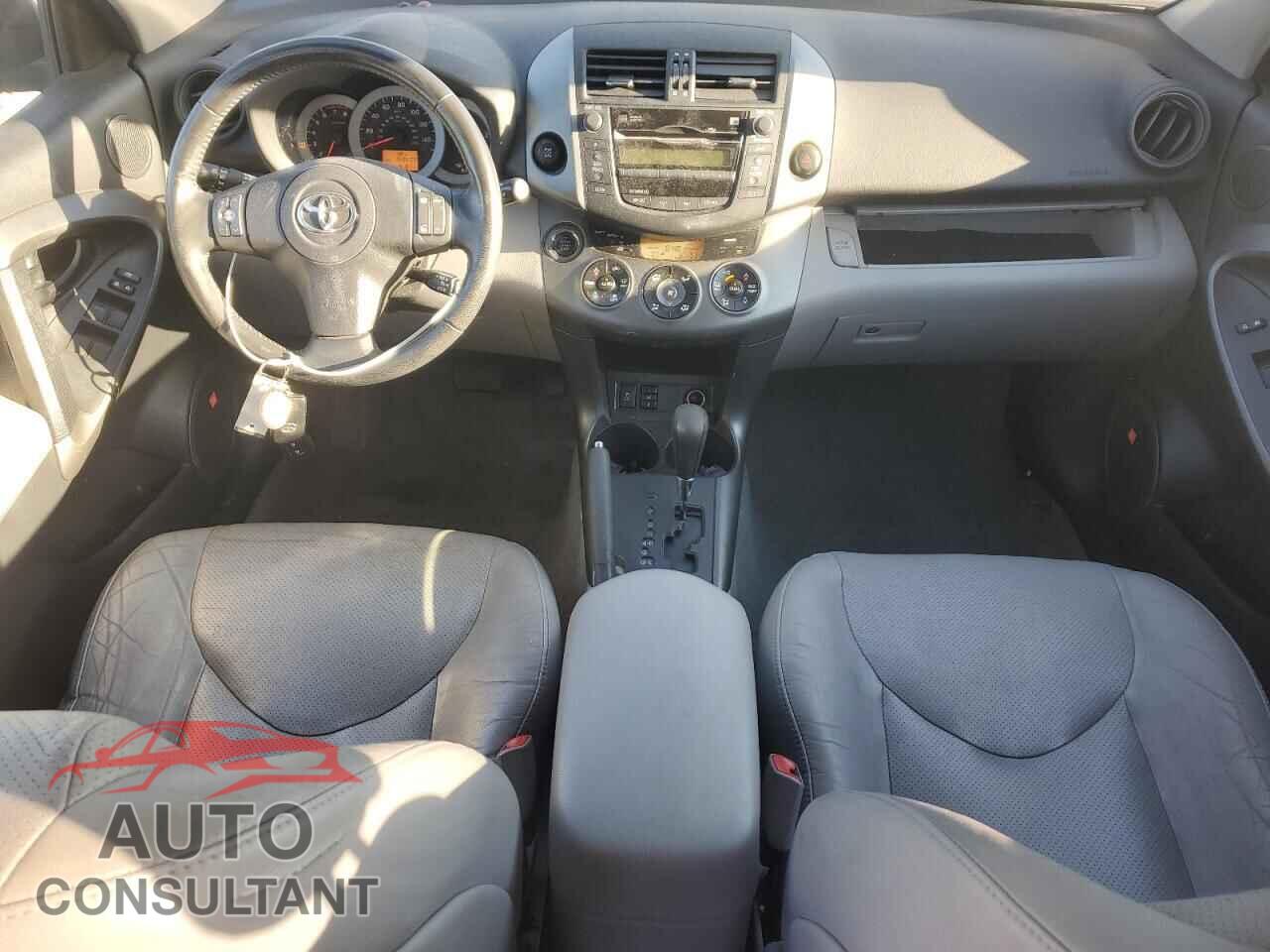 TOYOTA RAV4 2011 - 2T3DK4DV8BW051902