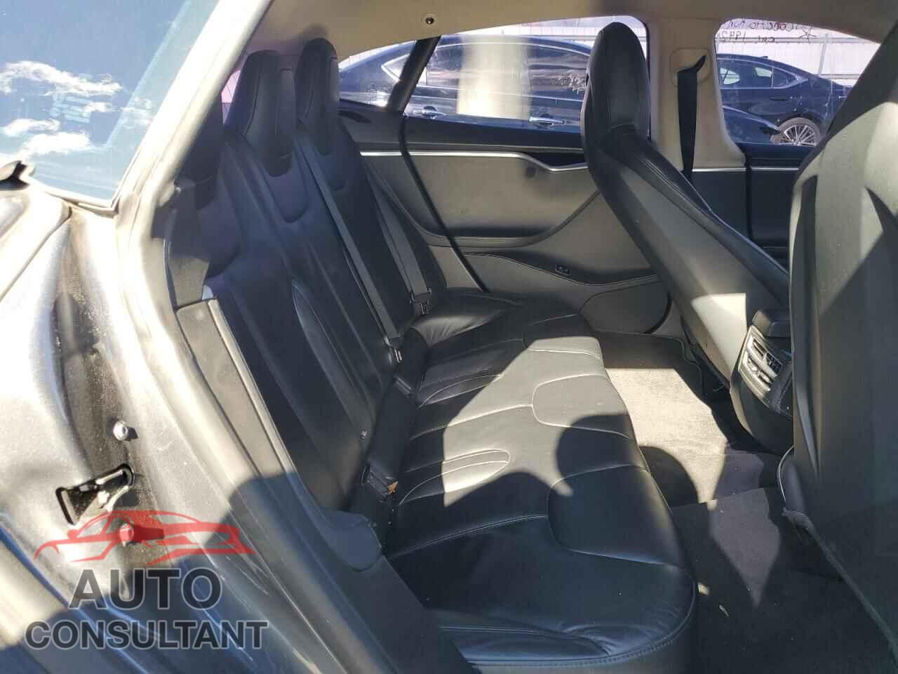 TESLA MODEL S 2015 - 5YJSA1H29FF081284