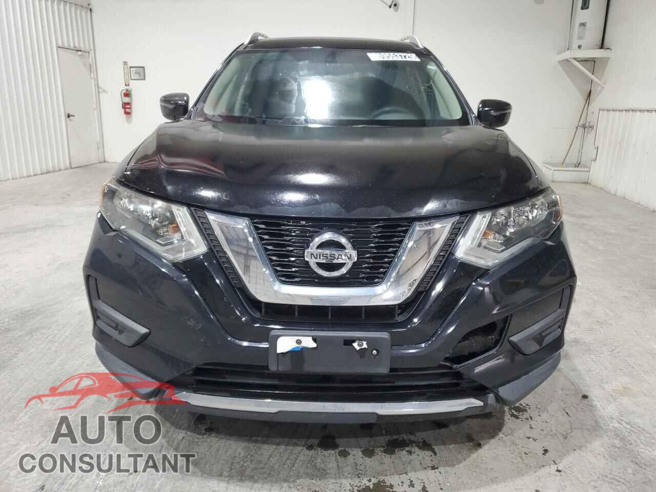 NISSAN ROGUE 2017 - 5N1AT2MT6HC820729