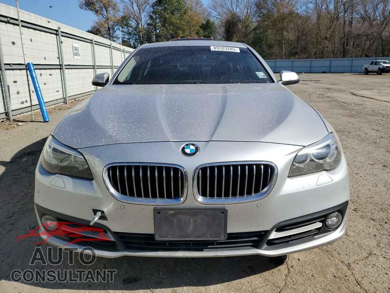 BMW 5 SERIES 2015 - WBA5A5C52FD519251