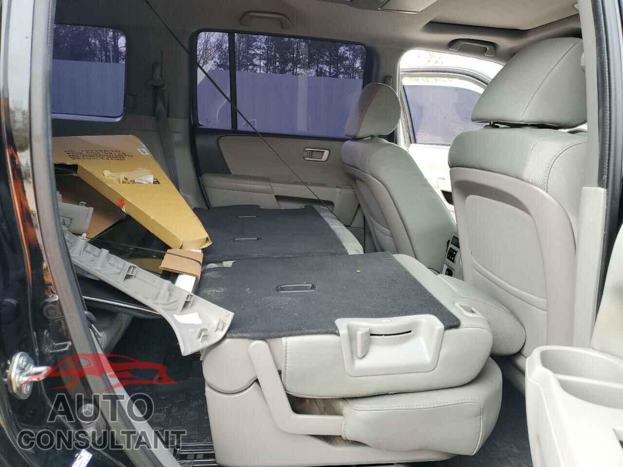 HONDA PILOT 2015 - 5FNYF3H39FB004494