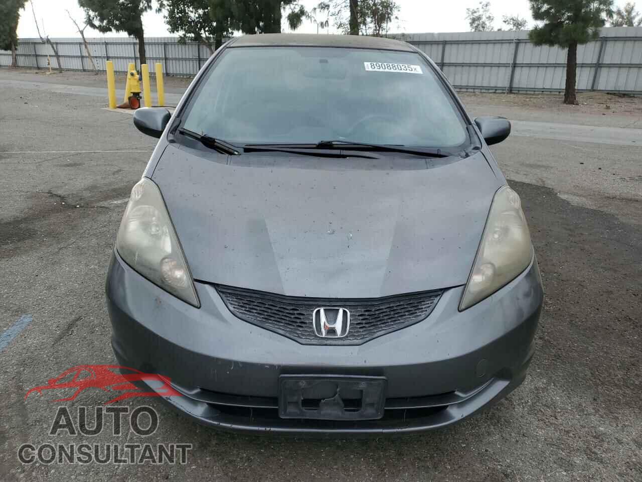 HONDA FIT 2013 - JHMGE8H3XDC042658