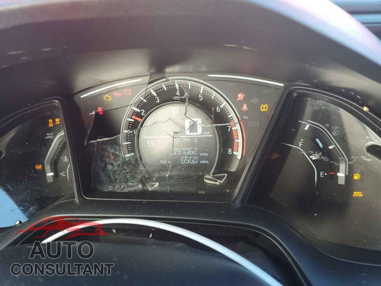 HONDA CIVIC 2018 - 2HGFC2F57JH577753