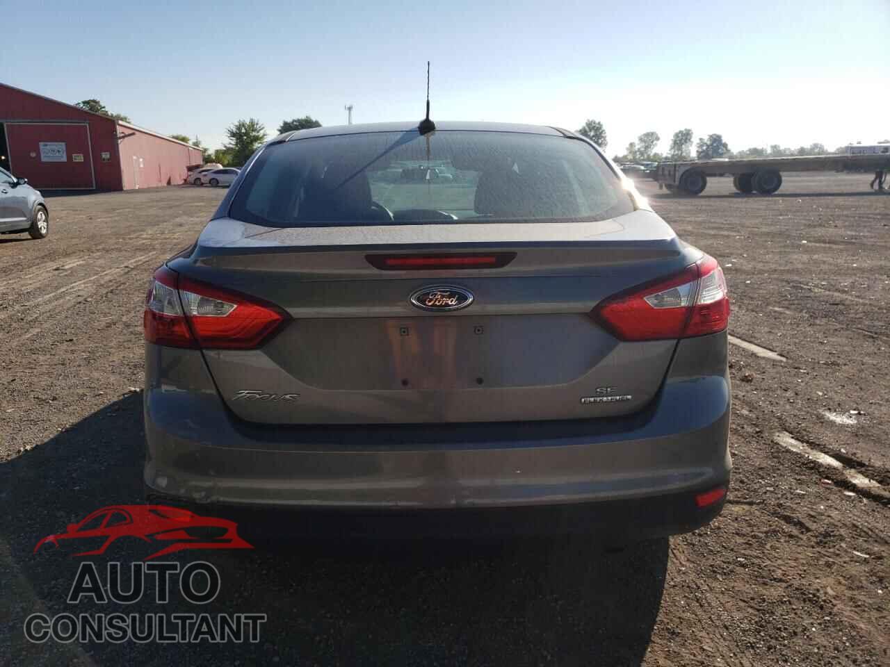 FORD FOCUS 2014 - 1FADP3F27EL377184