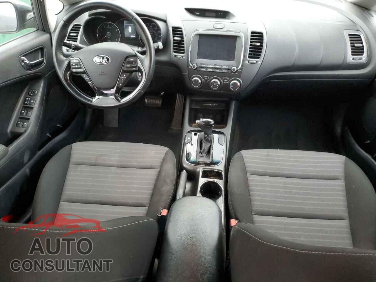 KIA FORTE 2017 - 3KPFL4A77HE093042