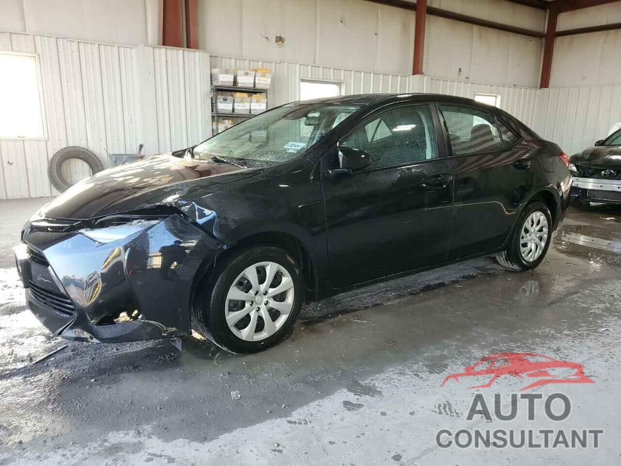 TOYOTA COROLLA 2018 - 5YFBURHE9JP844658