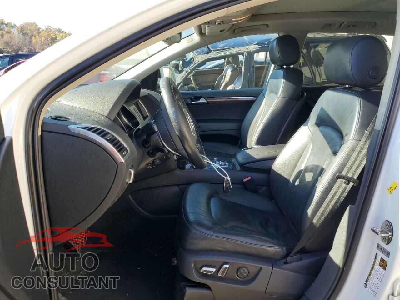 AUDI Q7 2015 - WA1LGAFEXFD012007