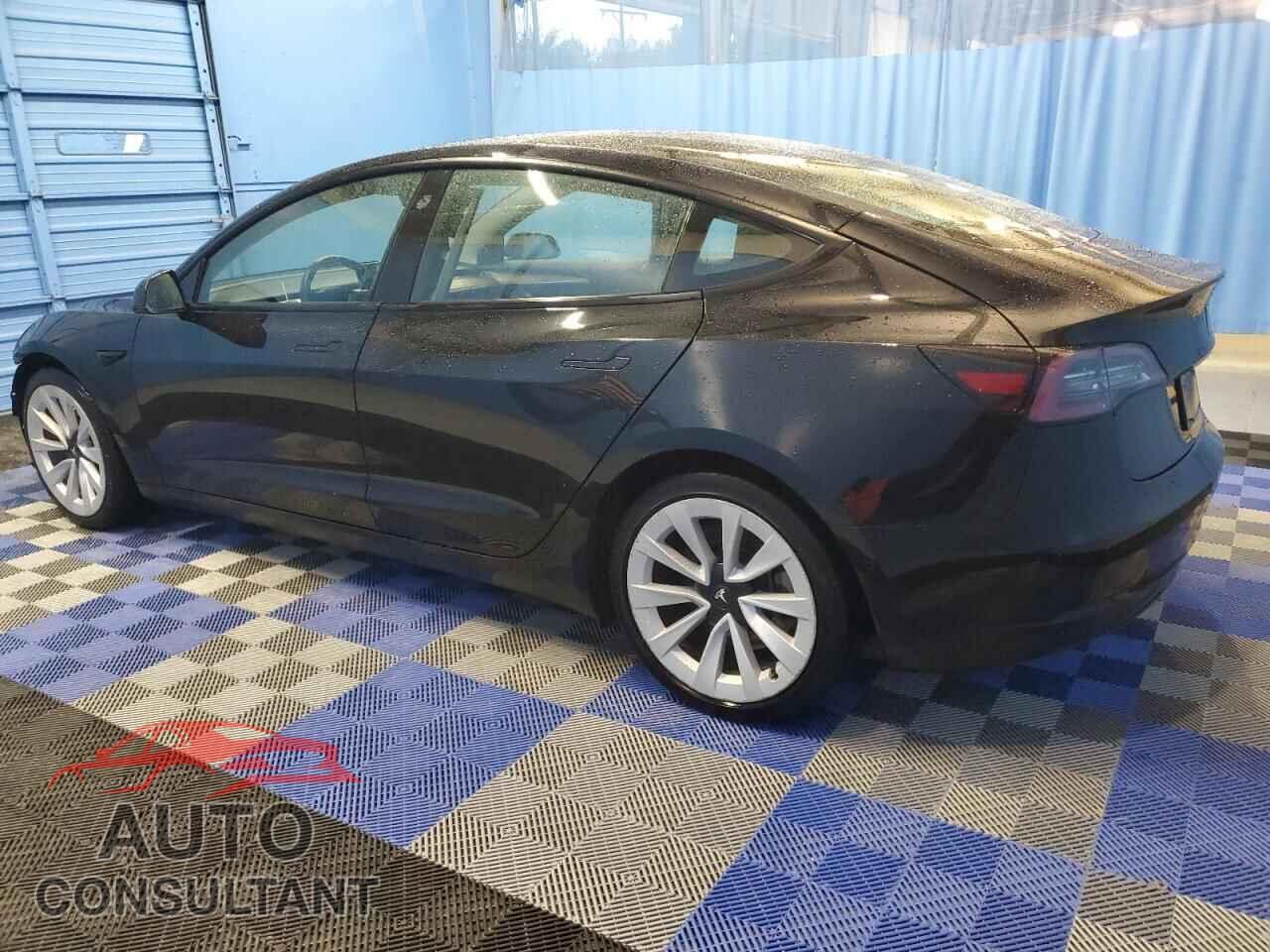 TESLA MODEL 3 2022 - 5YJ3E1EA8NF369056