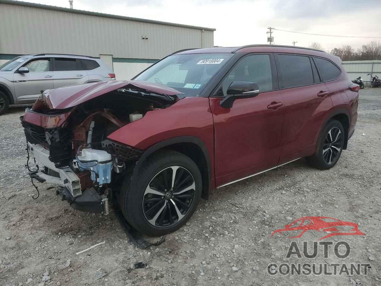 TOYOTA HIGHLANDER 2021 - 5TDJZRBHXMS129822