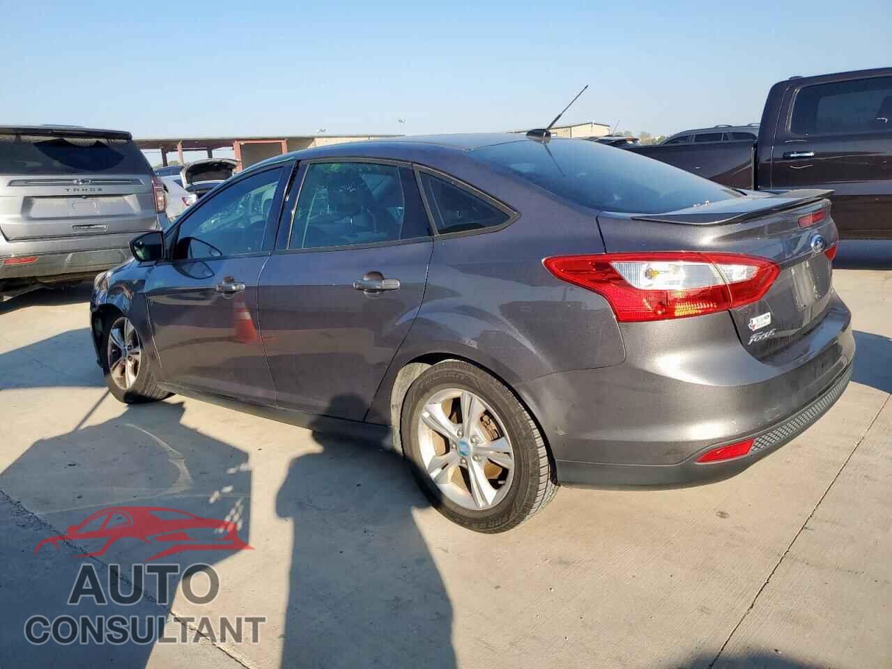 FORD FOCUS 2012 - 1FAHP3F23CL235574