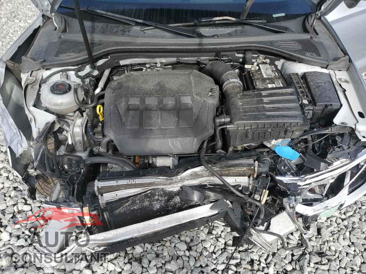 AUDI A3 2020 - WAUBEGFF0LA030058