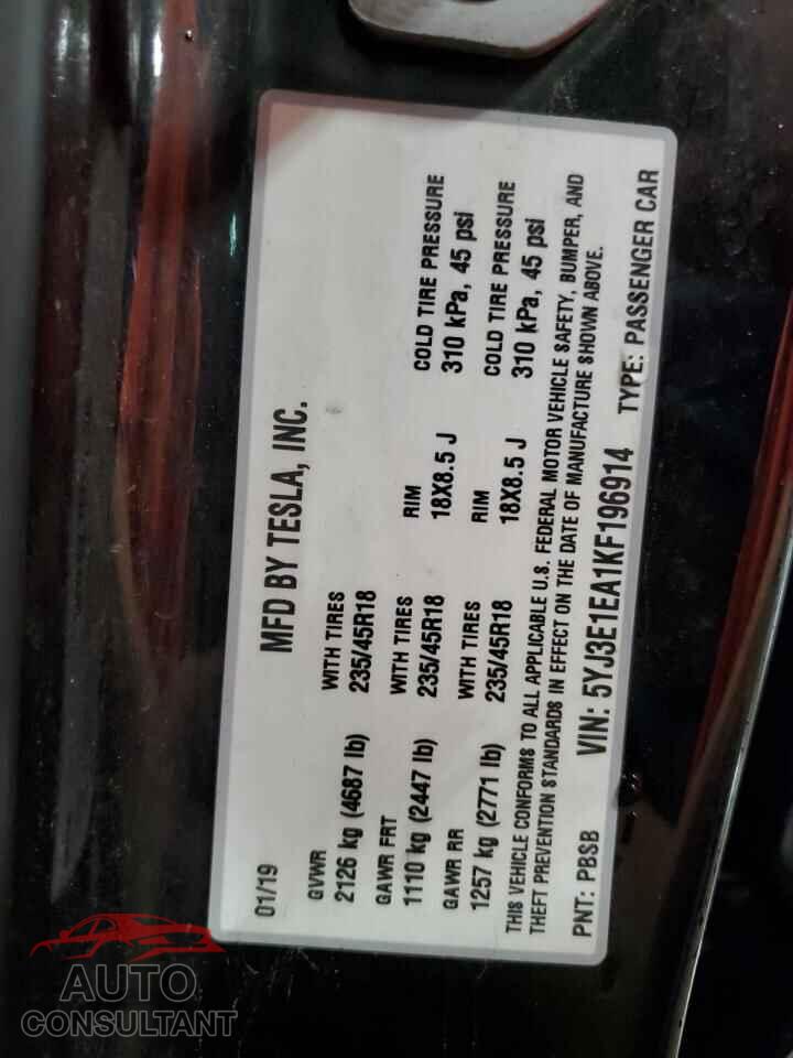 TESLA MODEL 3 2019 - 5YJ3E1EA1KF196914
