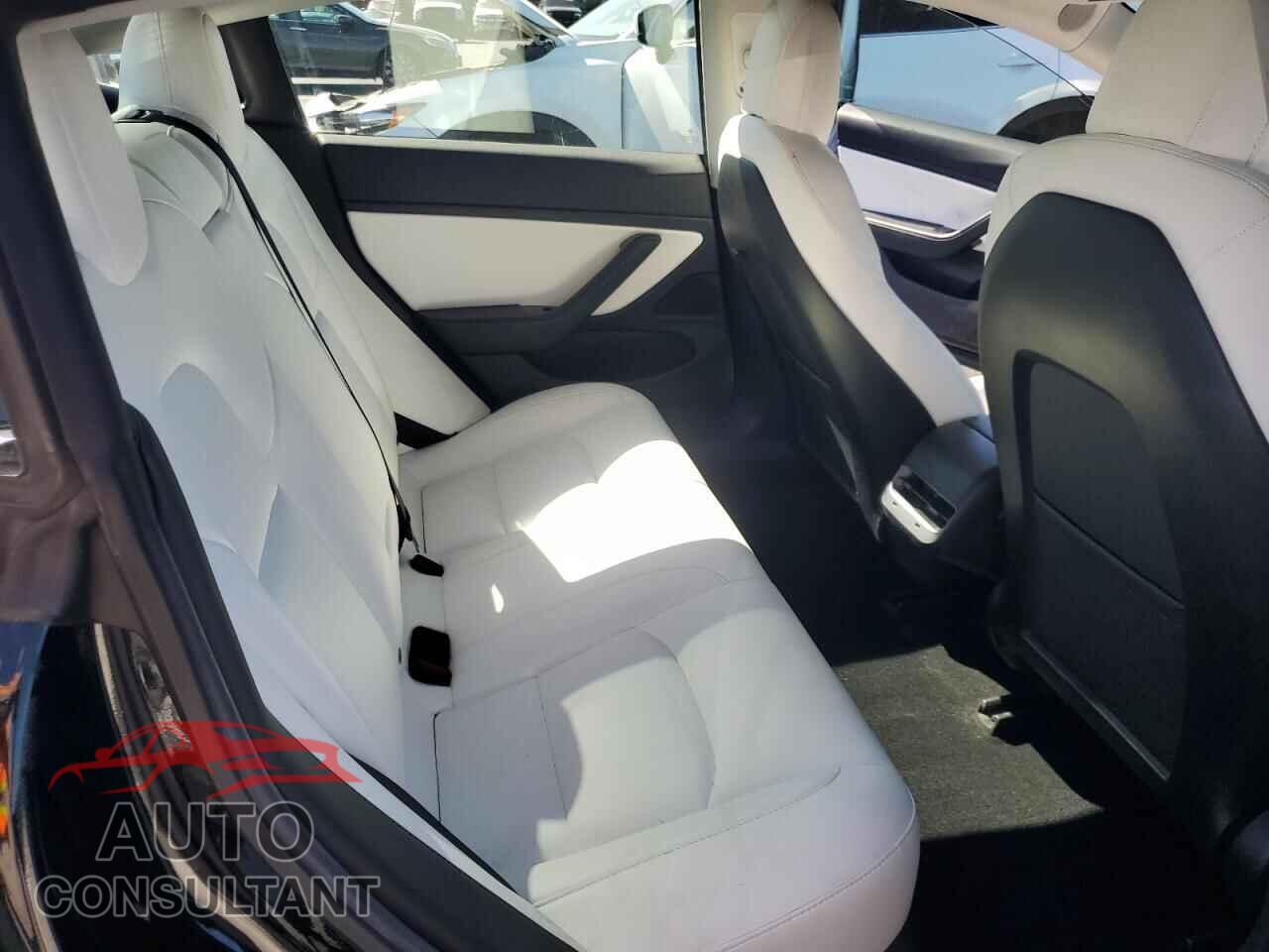 TESLA MODEL 3 2019 - 5YJ3E1EA1KF429335