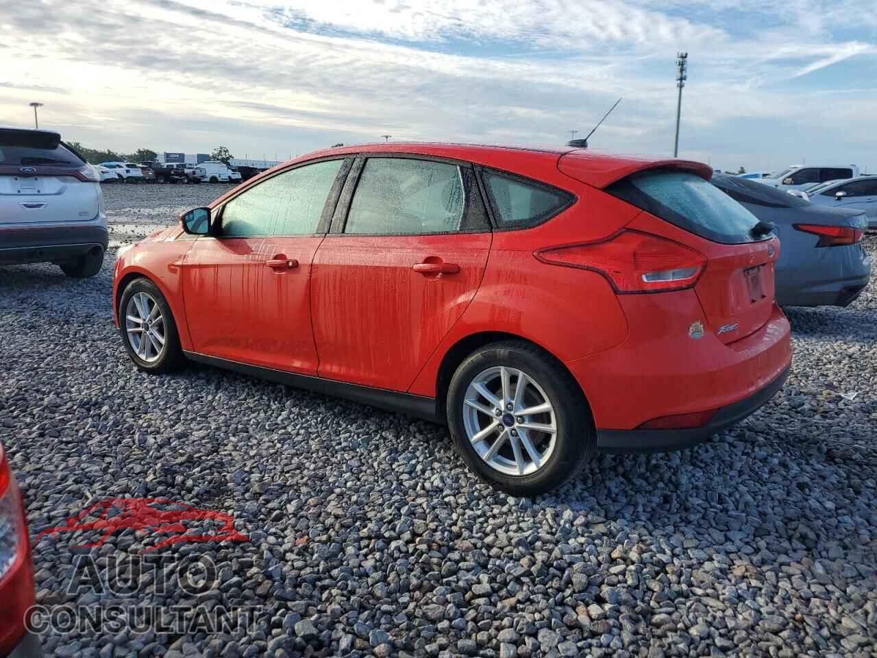 FORD FOCUS 2015 - 1FADP3K20FL342378