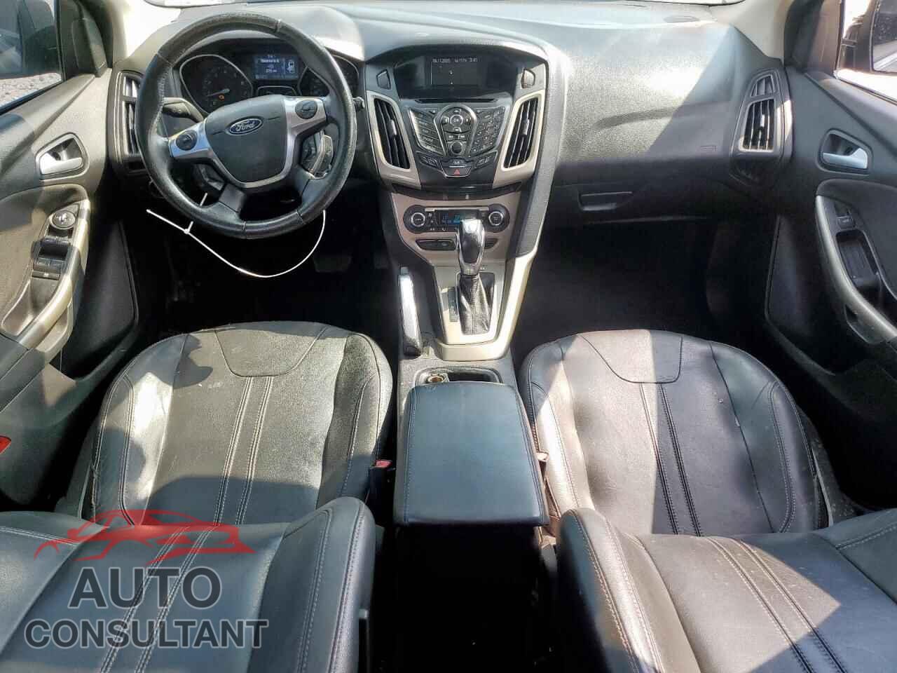 FORD FOCUS 2012 - 1FAHP3M2XCL357464