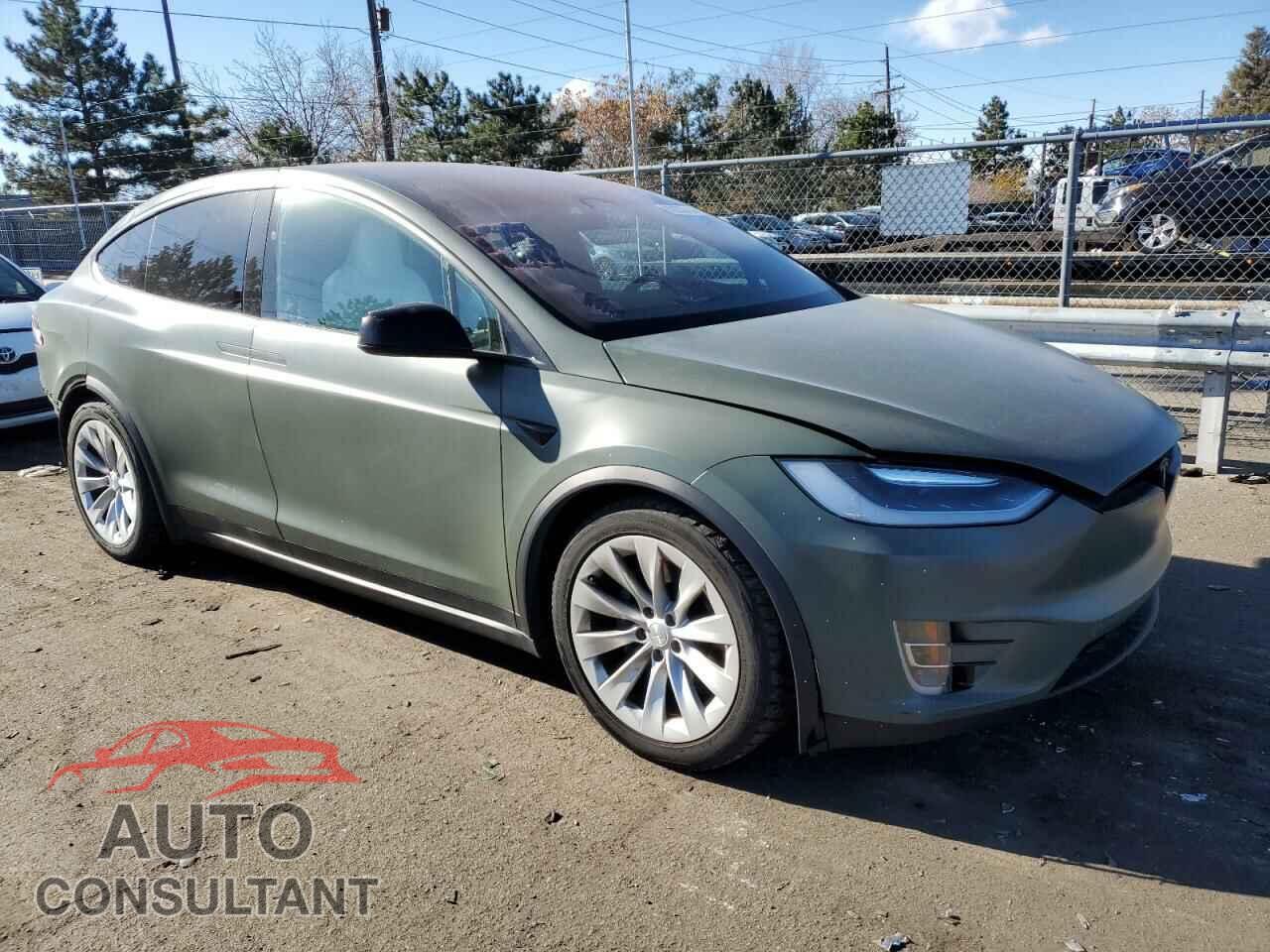 TESLA MODEL X 2017 - 5YJXCBE27HF035742