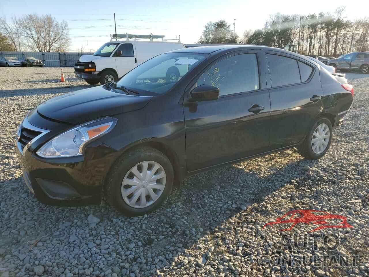 NISSAN VERSA 2017 - 3N1CN7AP9HL858927