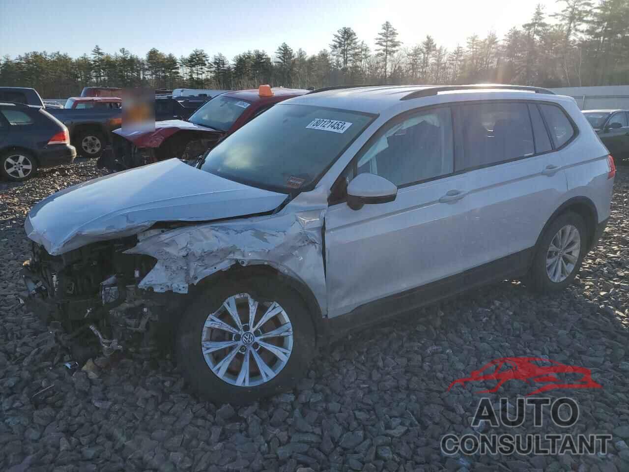 VOLKSWAGEN TIGUAN 2019 - 3VV0B7AX0KM063678