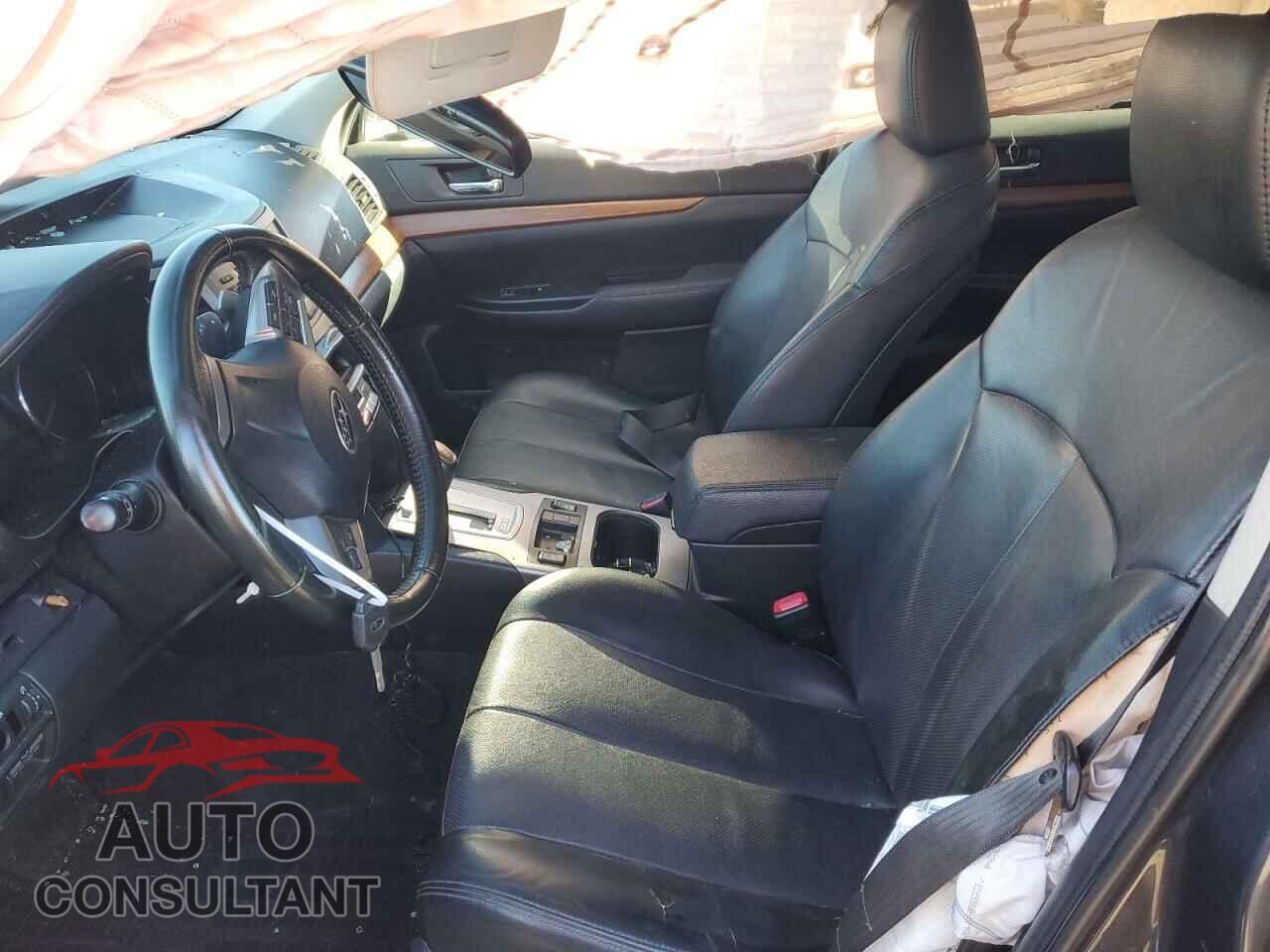 SUBARU OUTBACK 2013 - 4S4BRBKC1D3302544