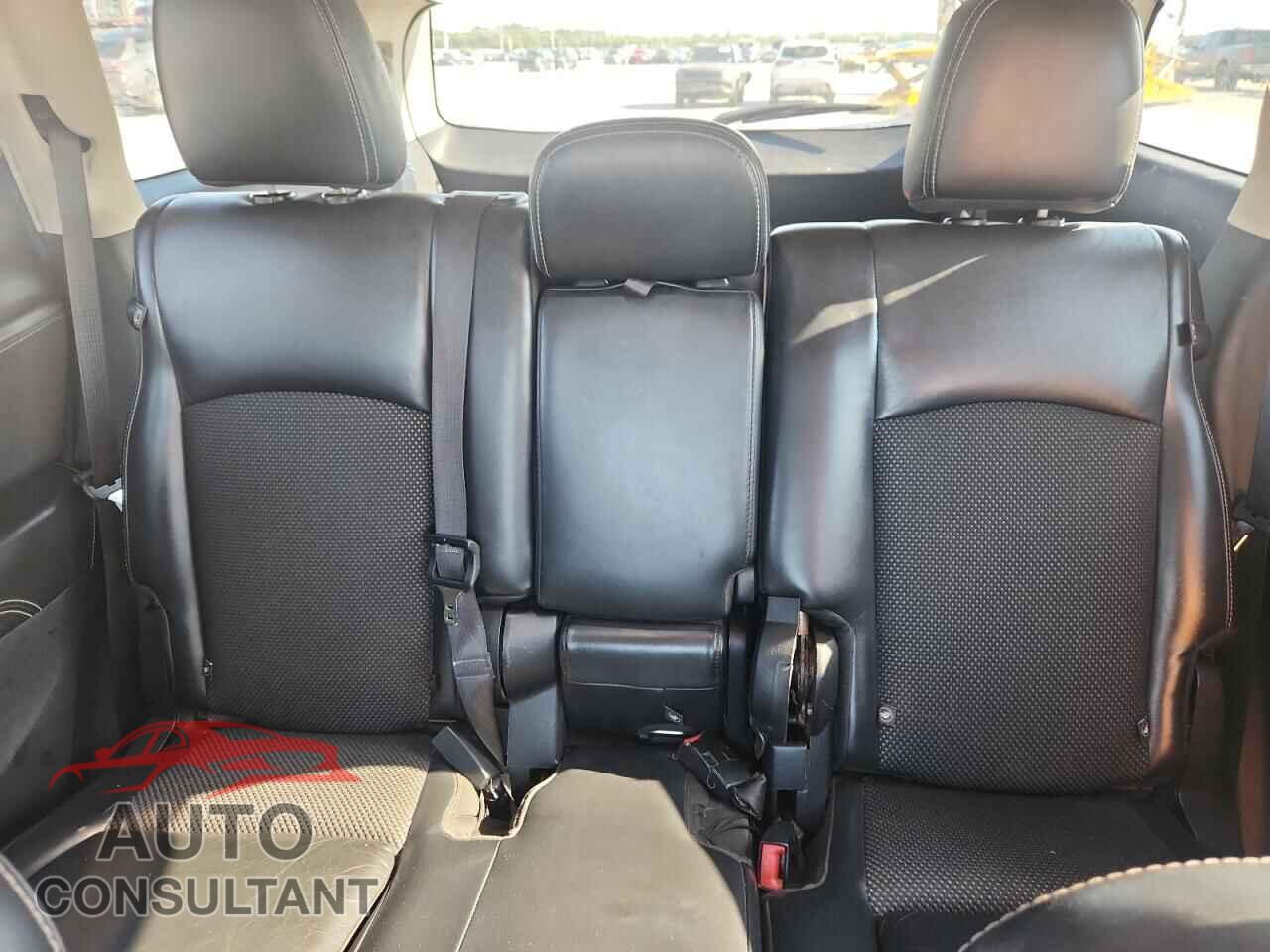 DODGE JOURNEY 2015 - 3C4PDCGG9FT547240