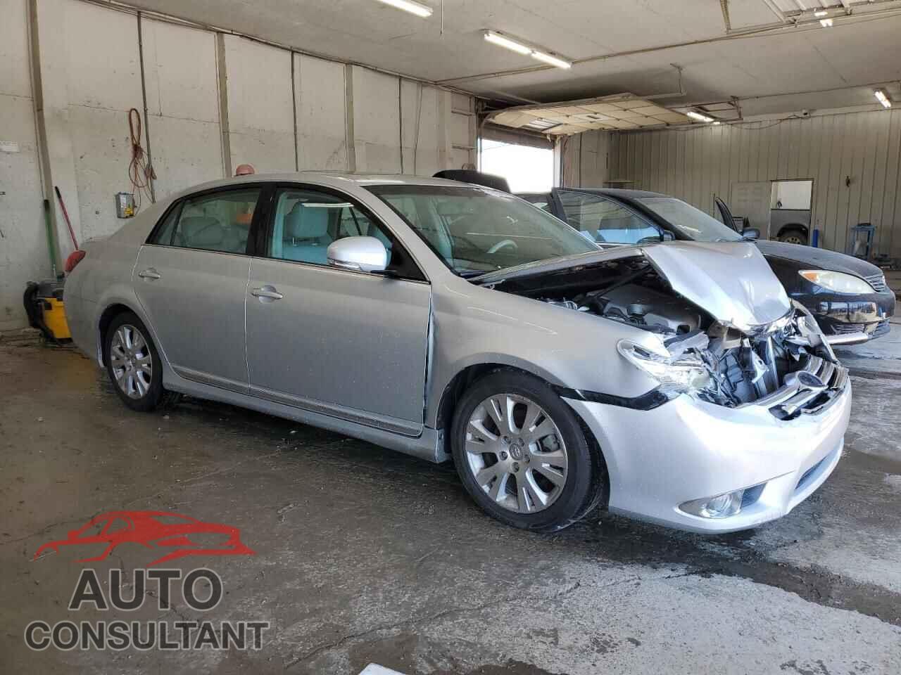 TOYOTA AVALON 2011 - 4T1BK3DB1BU426402