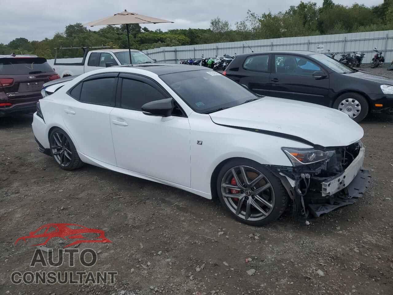 LEXUS IS 2019 - JTHC81D2XK5036869