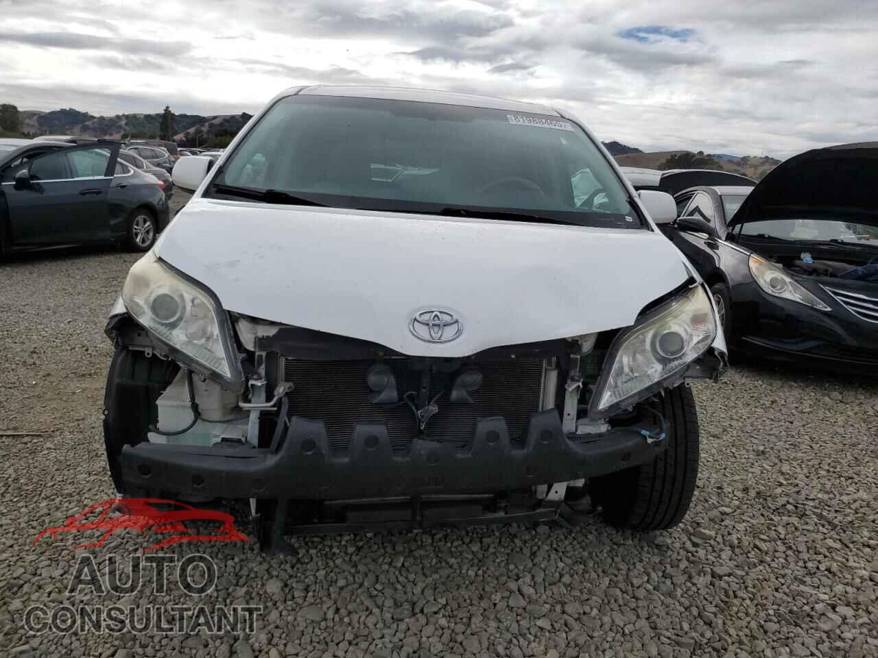 TOYOTA SIENNA 2012 - 5TDKA3DC2CS014642