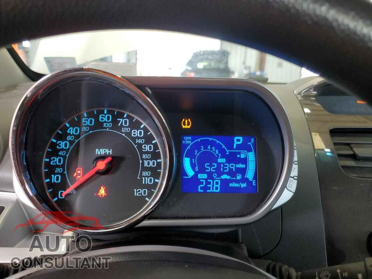 CHEVROLET SPARK 2013 - KL8CB6S93DC621607