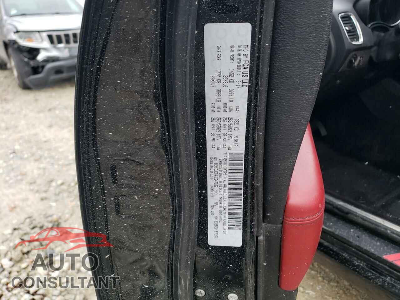 DODGE DURANGO 2017 - 1C4SDJCT4HC847882