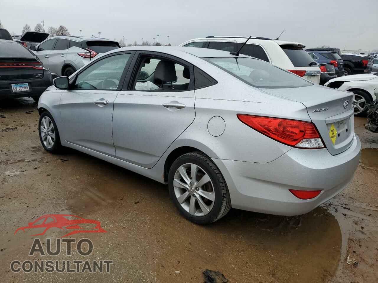 HYUNDAI ACCENT 2013 - KMHCU4AE5DU461286