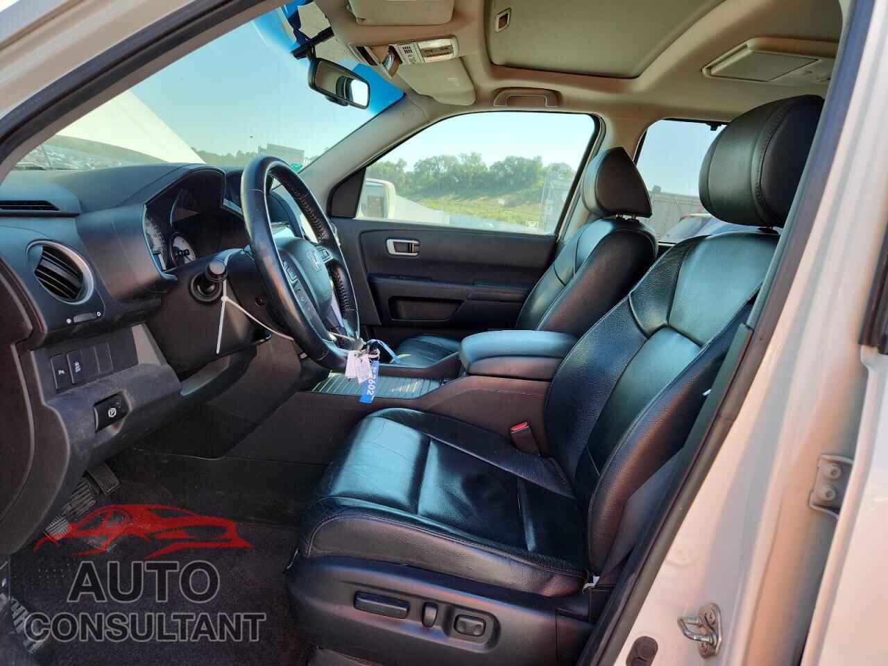 HONDA PILOT 2012 - 5FNYF4H98CB068449