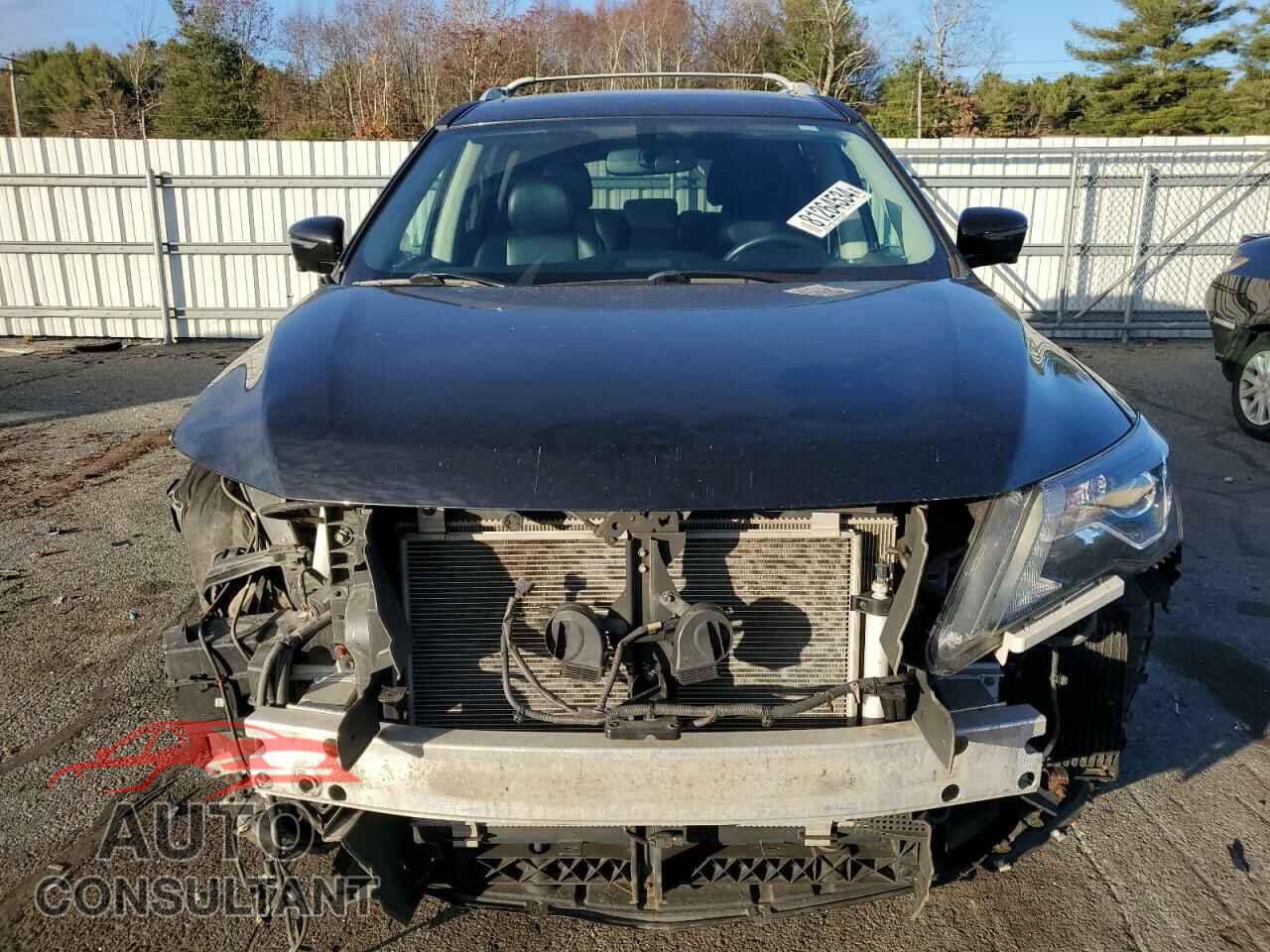 NISSAN PATHFINDER 2017 - 5N1DR2MM3HC600209