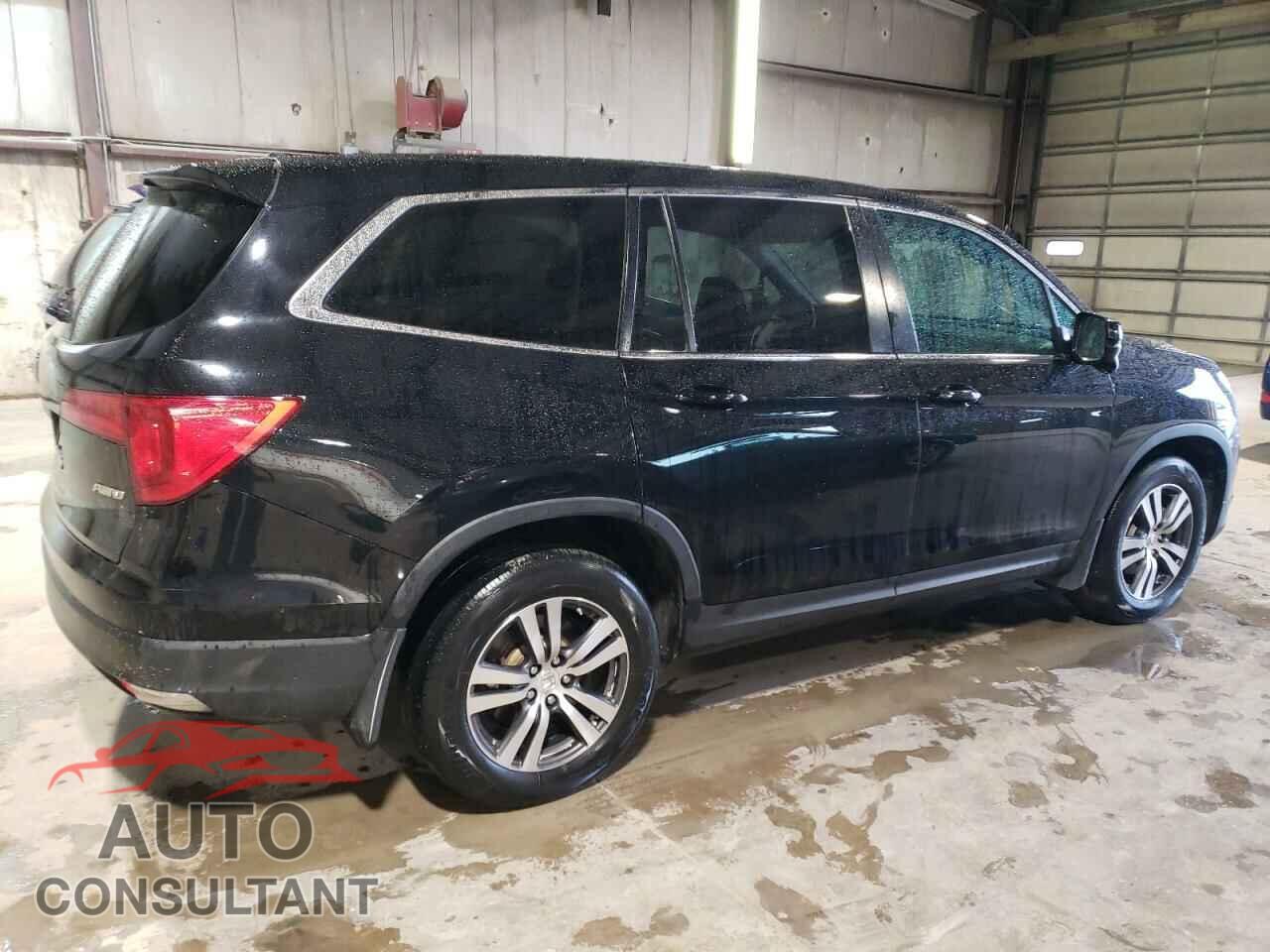 HONDA PILOT 2018 - 5FNYF6H51JB008986