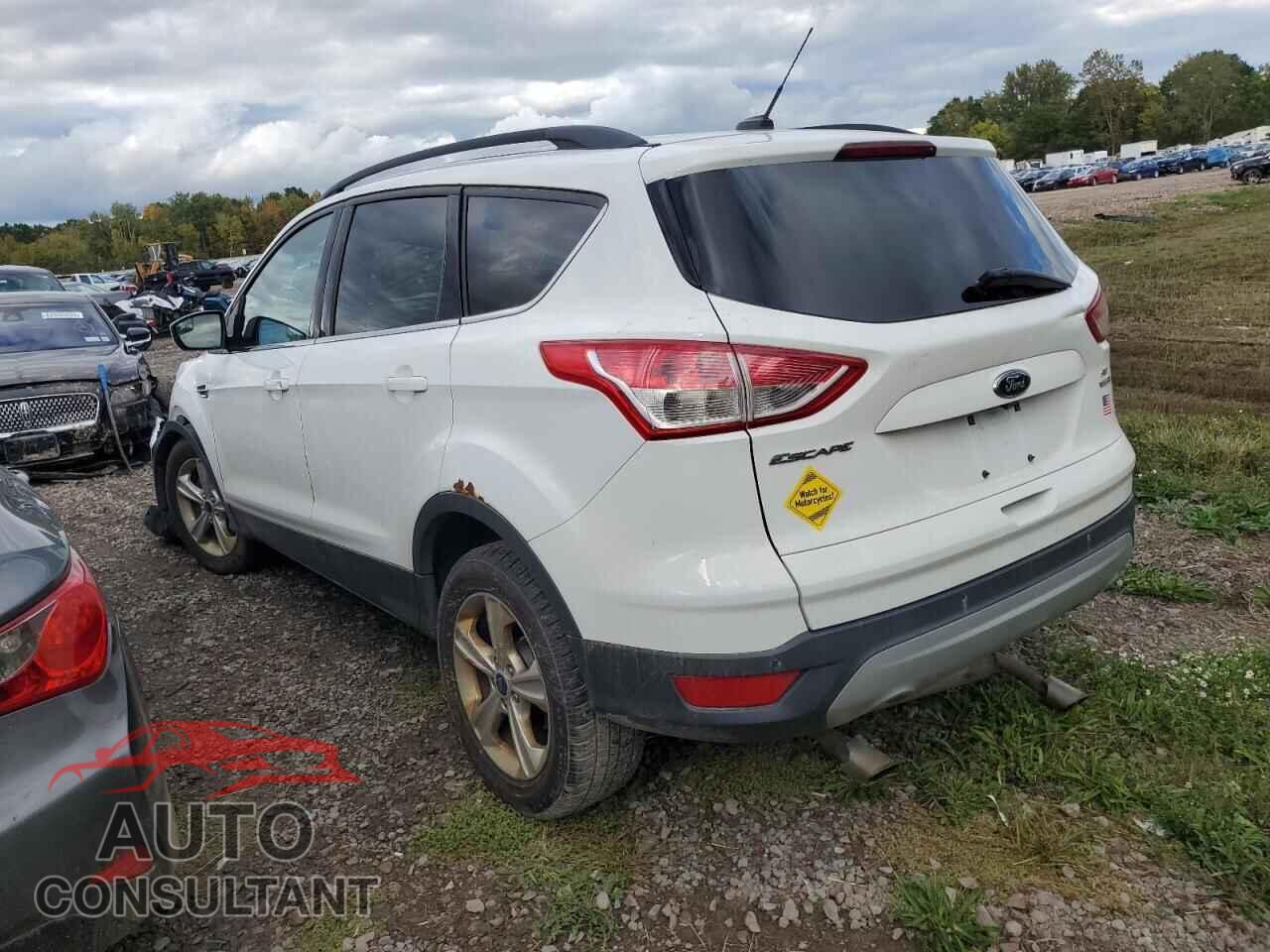 FORD ESCAPE 2015 - 1FMCU9G96FUC72897