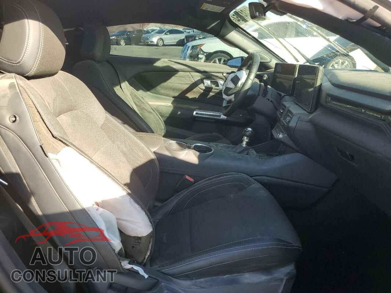 FORD MUSTANG 2024 - 1FA6P8CF9R5420656