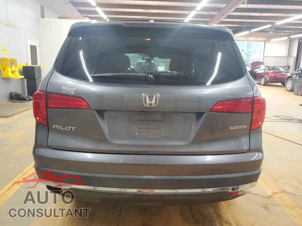 HONDA PILOT 2016 - 5FNYF5H99GB003363