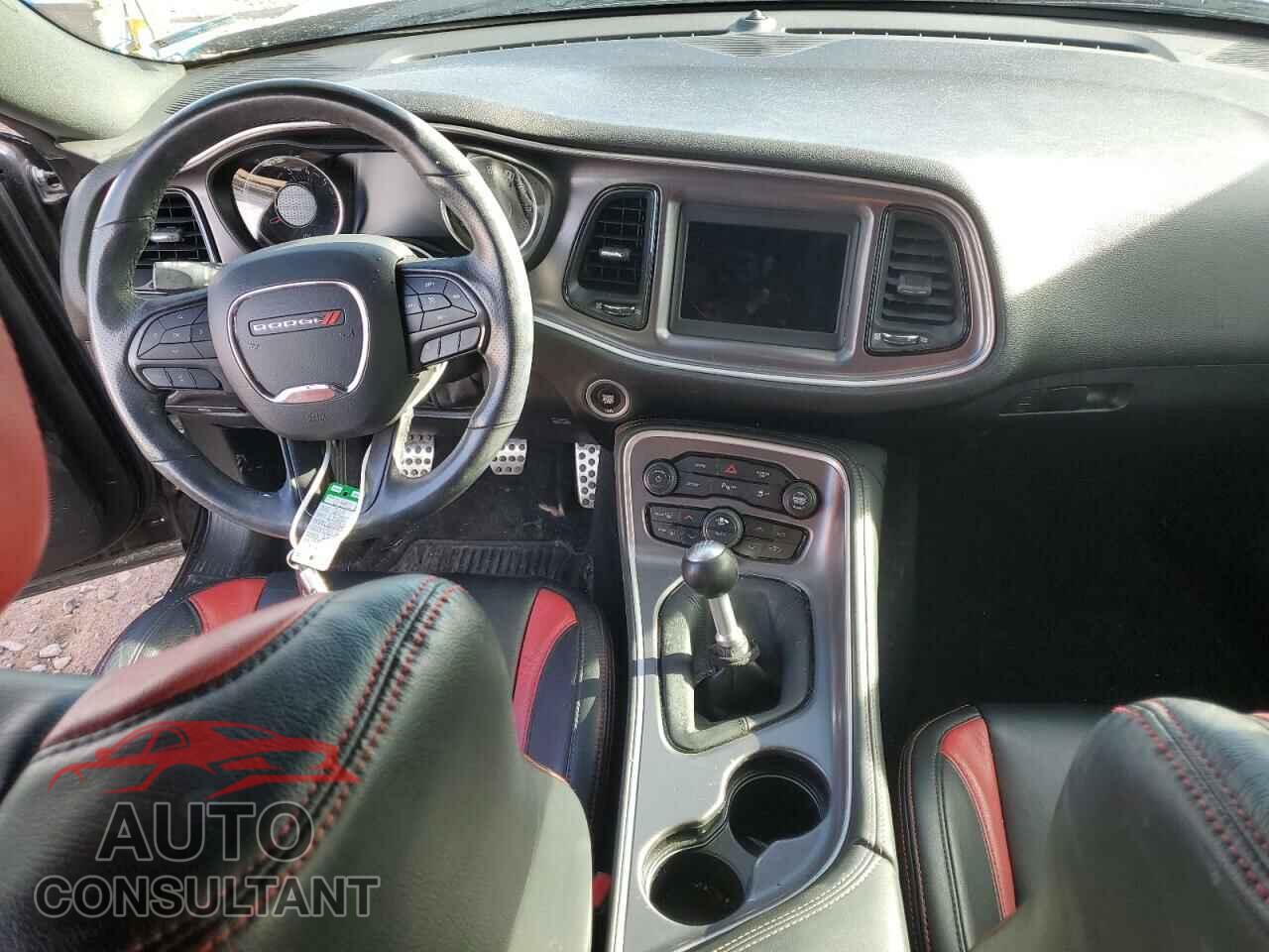 DODGE CHALLENGER 2019 - 2C3CDZBTXKH744060