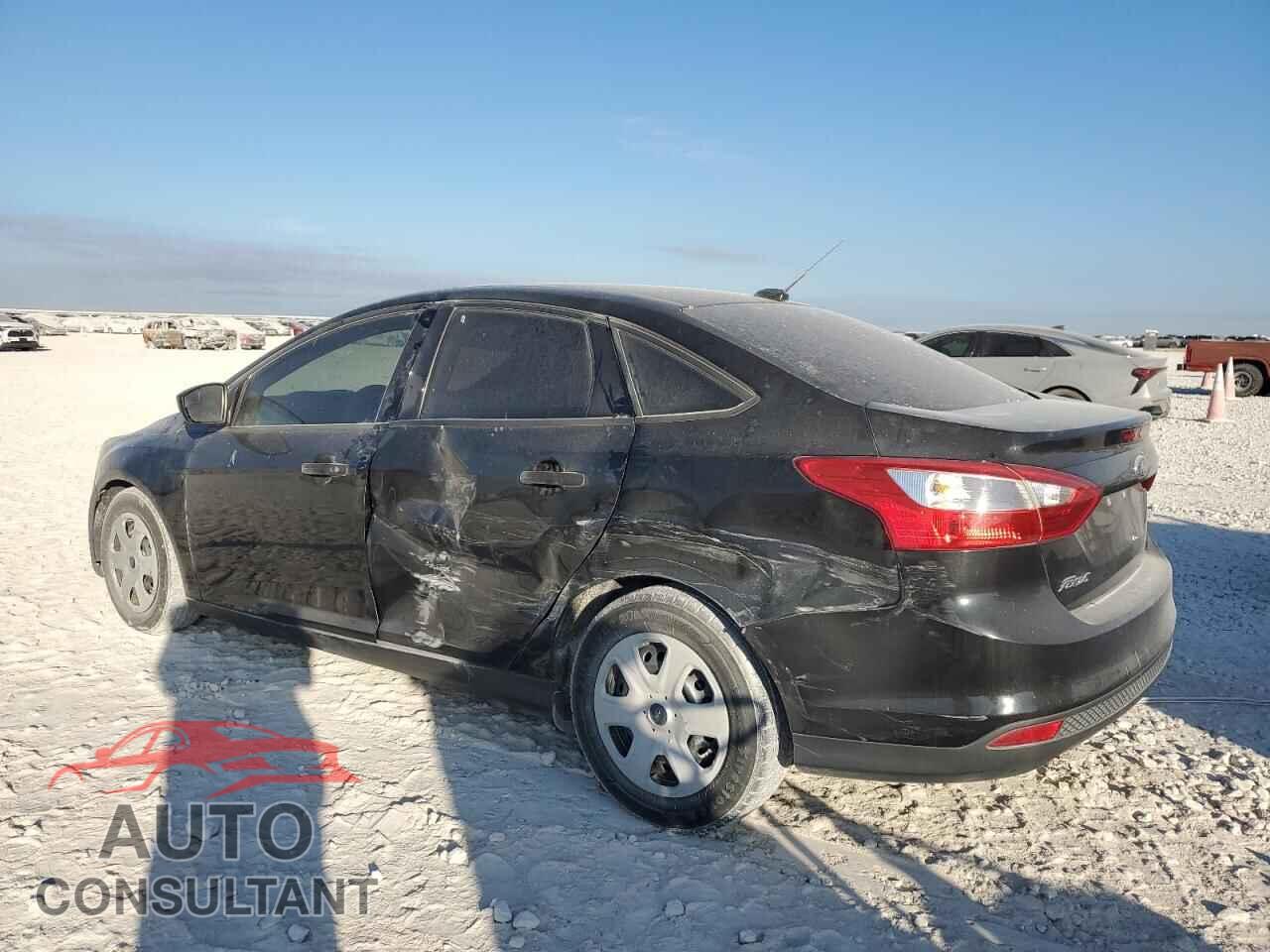 FORD FOCUS 2014 - 1FADP3E27EL422075