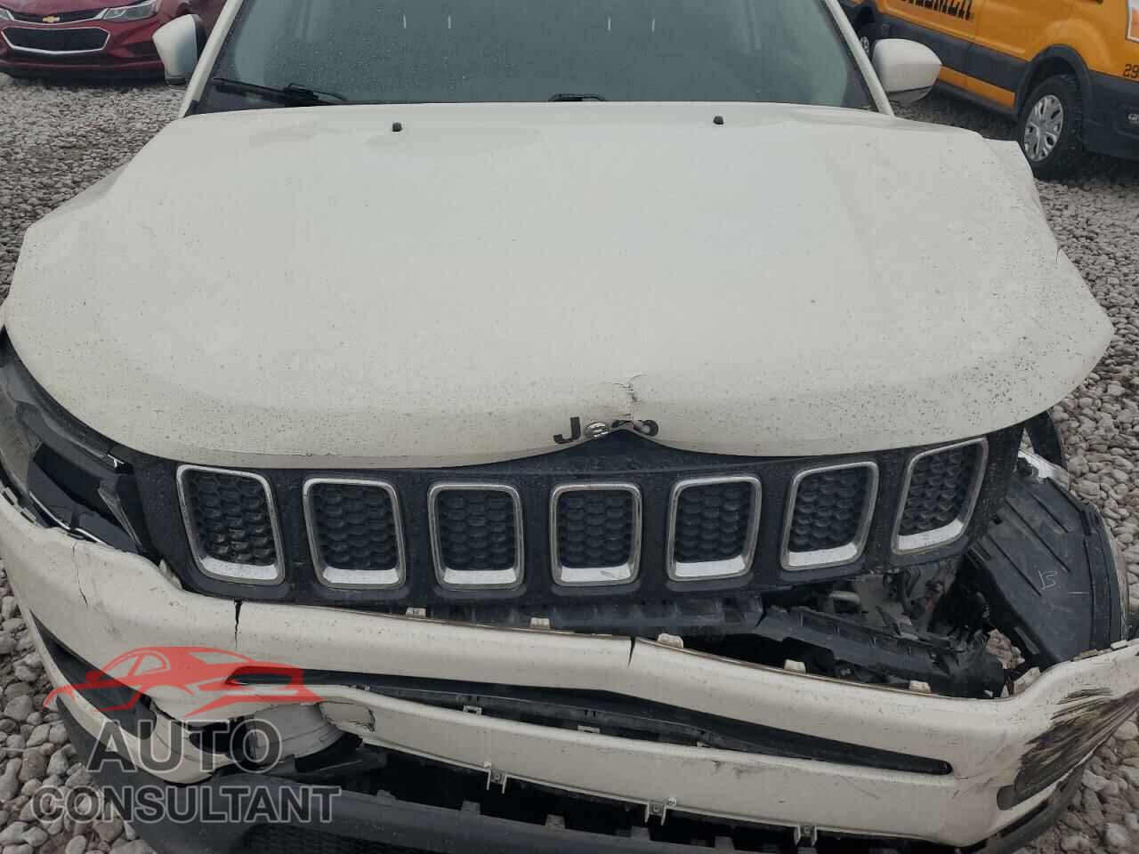 JEEP COMPASS 2018 - 3C4NJDBB7JT155321