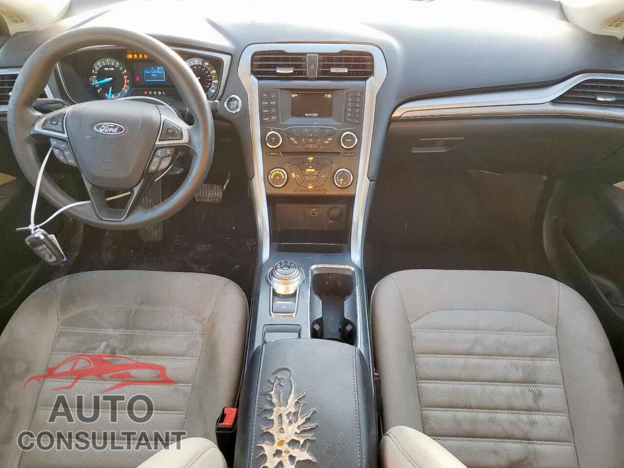FORD FUSION 2017 - 3FA6P0G77HR109856