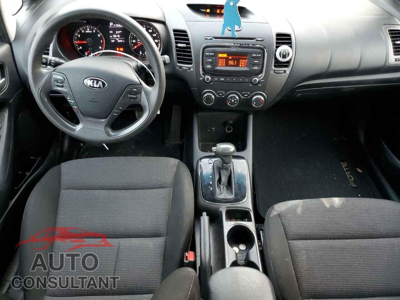 KIA FORTE 2017 - 3KPFK4A79HE015199