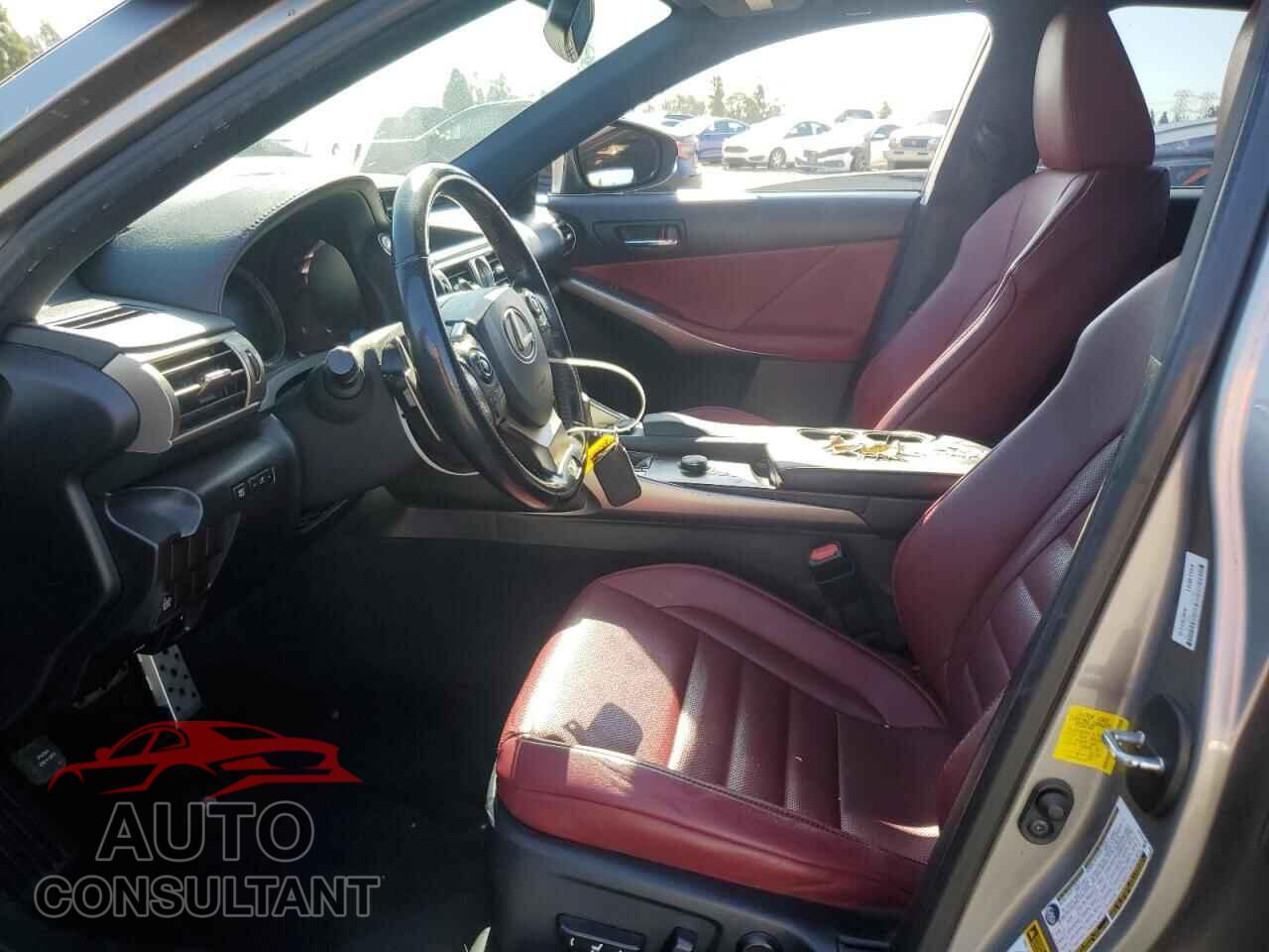 LEXUS IS 2016 - JTHBA1D26G5011877