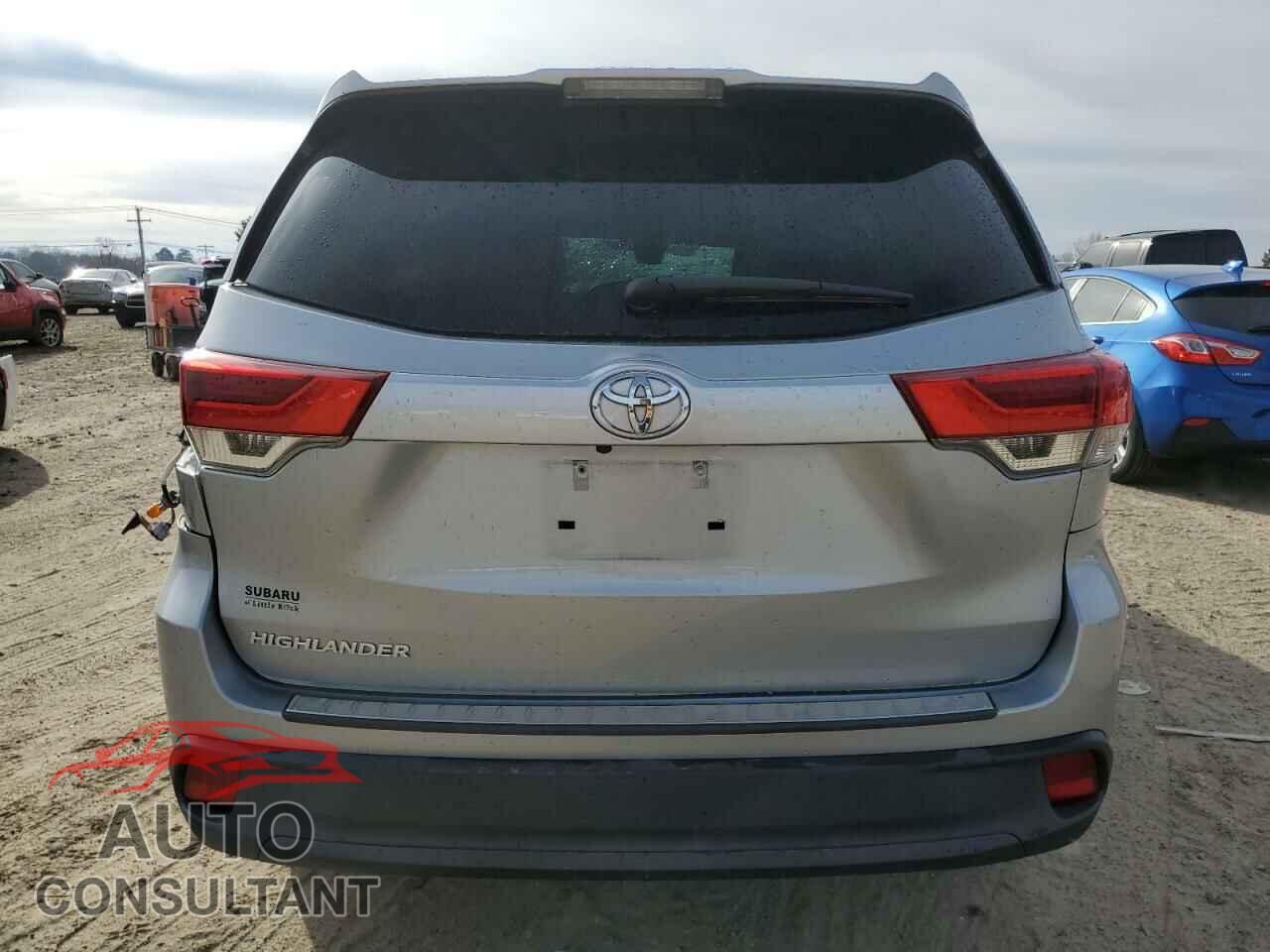 TOYOTA HIGHLANDER 2017 - 5TDZZRFH4HS203500