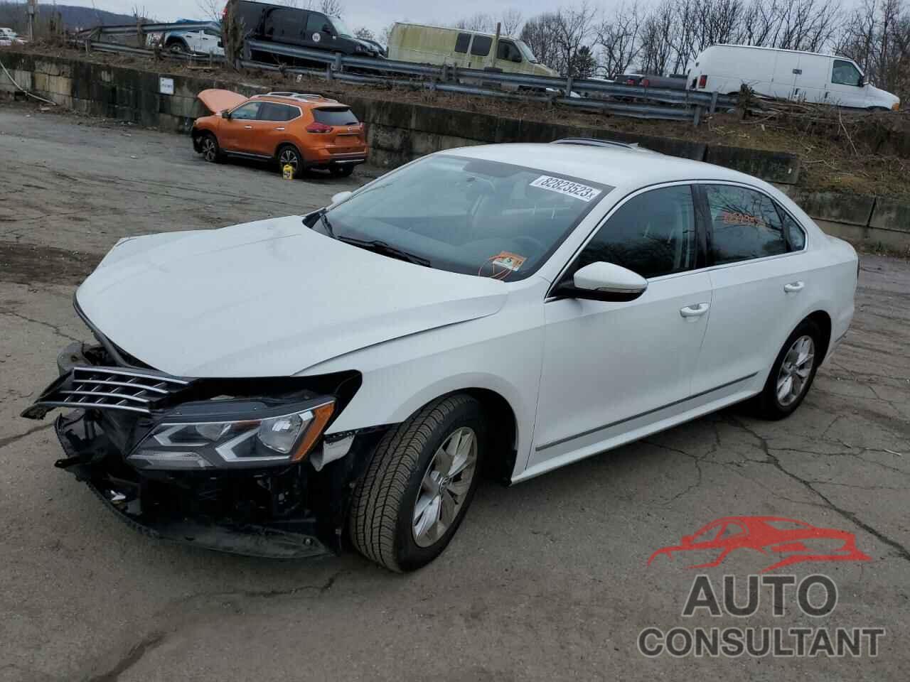VOLKSWAGEN PASSAT 2017 - 1VWAT7A32HC037281
