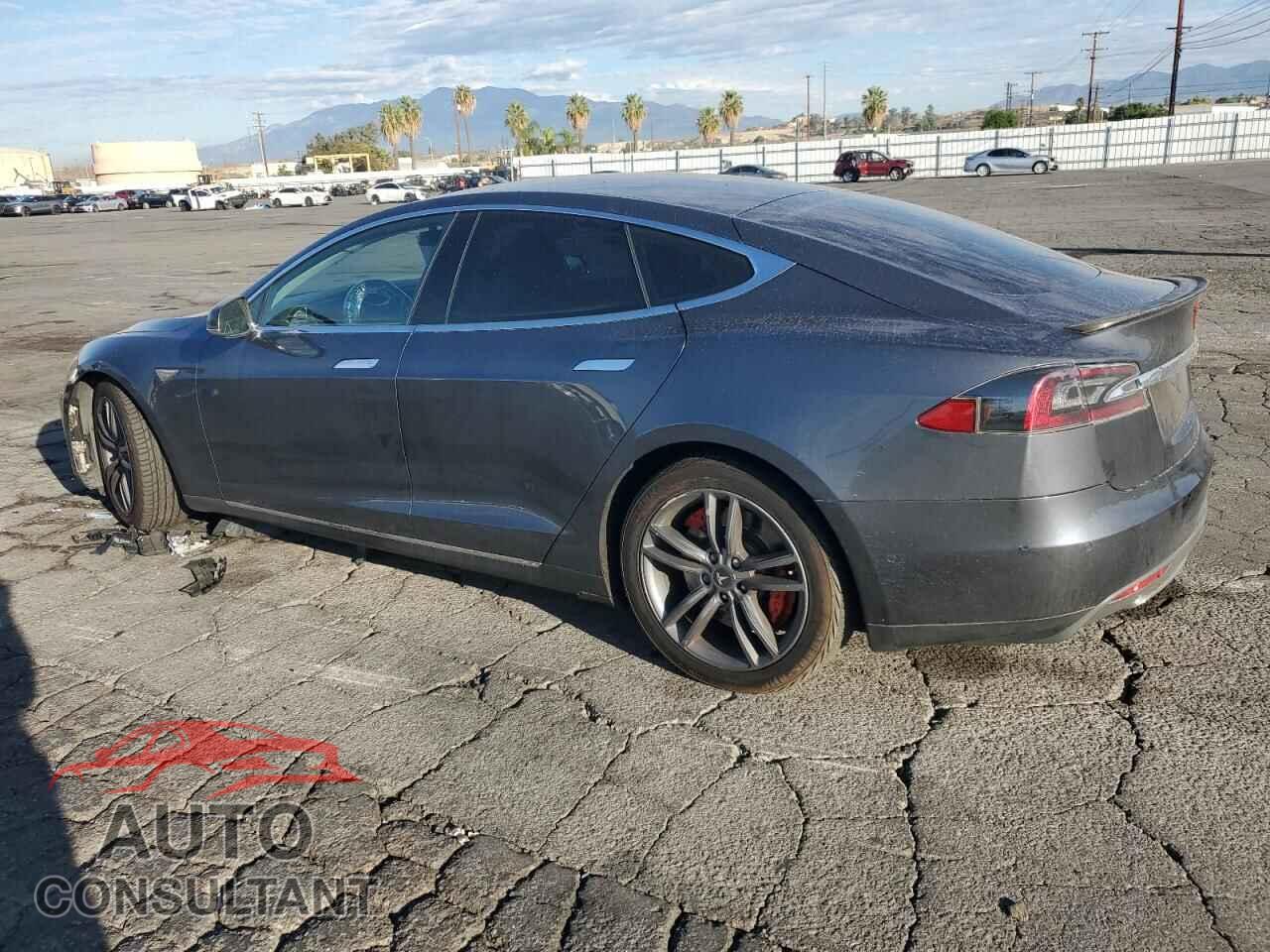 TESLA MODEL S 2015 - 5YJSA1H13FFP73435