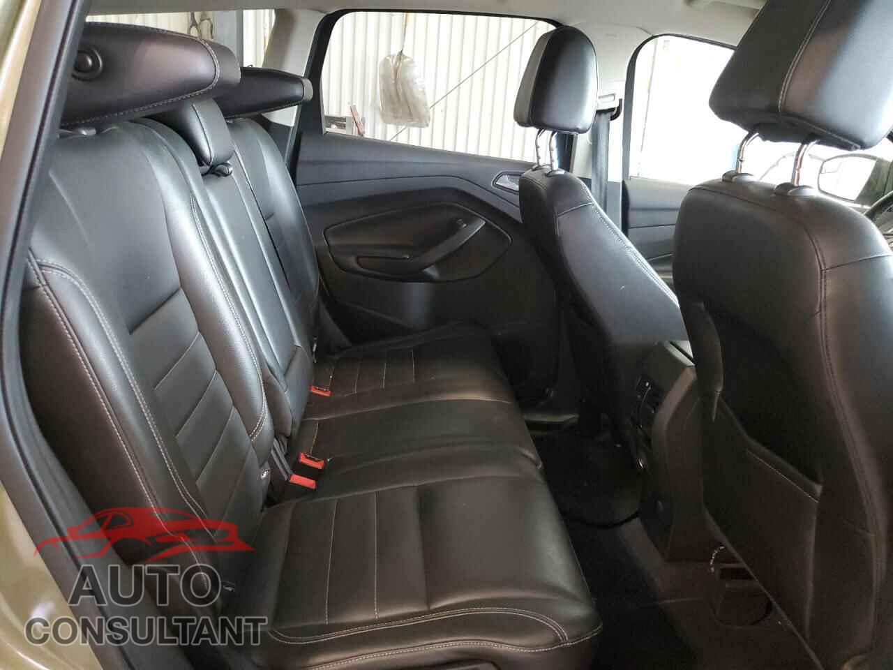 FORD ESCAPE 2013 - 1FMCU9H90DUA17450