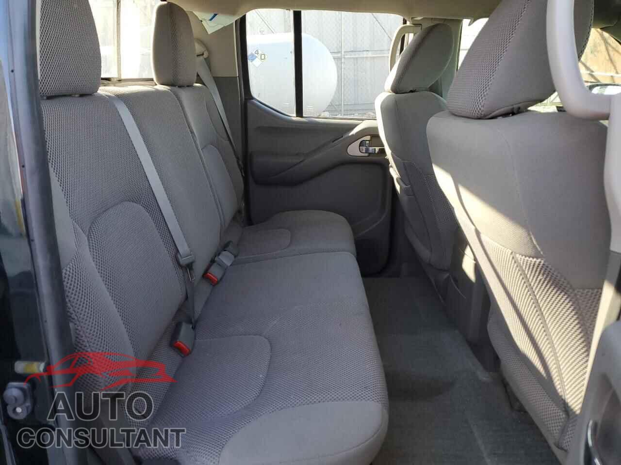 NISSAN FRONTIER 2017 - 1N6DD0EV0HN753856